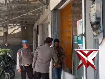 Kanit Binmas bersama Kanit Propam Polsek Bayung Lencir berikan imbauan kamtibmas pada masyarakat?