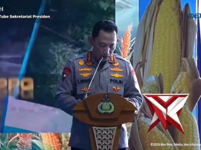 Dalam acara panen raya jagung serentak dan groundbreaking 10 gudang ketahanan pangan Polri