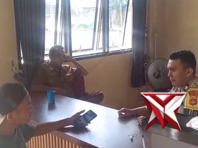 Na.20
Bhabibkamtibmas polsek lembak melaksanakan Sambang sekaligus memberikan himbauan karhutlah.
