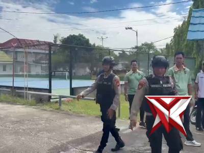 NYAGO OKI AMAN - PoliceTube
