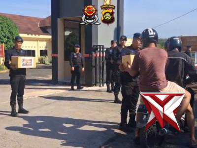 Giat Jum&rsquo;at Berkah Kompi 2 Batalyon c Pelopor Satbrimob Polda sumsel