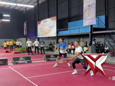 KAPOLDA SULTRA RESMI BUKA TURNAMEN BULUTANGKIS DALAM RANGKA HARI BHAYANGKARA KE-80