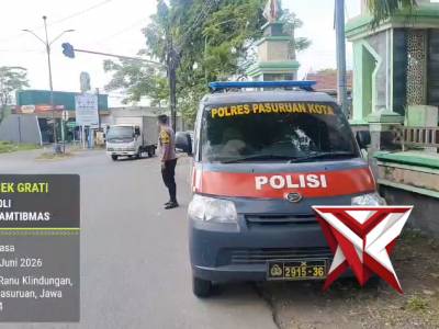 ANGGOTA POLSEK GRATI MELAKSANAKAN PATROLI ANTISIPASI 3C DI SIMPANG 3 WISATA DANAU RANU.