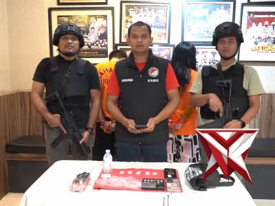 POLDA METRO JAYA MENGAMANKAN SEPASANG SUAMI ISTRI PENGEDAR SABU DI KOTA BEKASI