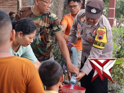 Bhaksos Air Bersih Dalam Rangka HUT Bhayangkara Ke-80 Polres Rembang