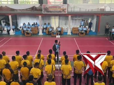 Kejuaraan Badminton Kapolda Sulut Cup 2026