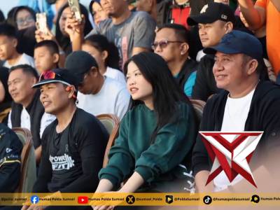 PENAMPILAN MARCHING BAND ATHIDIRA WIRA BHAKTI POLDA SUMSEL, POLISI CILIK DAN DUTA LANTAS MERIAHKAN