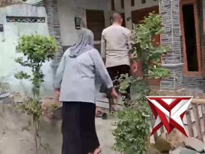 Polresta Banyumas bersama Nakes gencar laksanakan Program TOSS TB : Temukan, Obati, Sampai Sembuh.
U