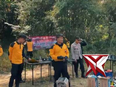 Latihan Menembak