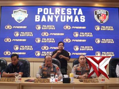 PRESS CONFERENCE KASUS PEMBUNUHAN ARCAWINGANGUN KAB BANYUMAS
