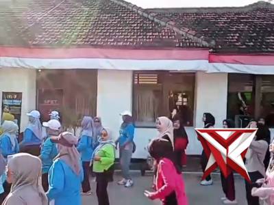 Senam Bersama Polsek Randublatung Dalam Rangka Hari Bhayangkara ke 80