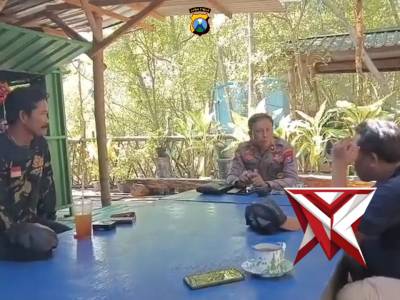 Kapolsek Mulyorejo laksanakan giat Silaturahmi dengan Tomas Kejawan Putih Tambak