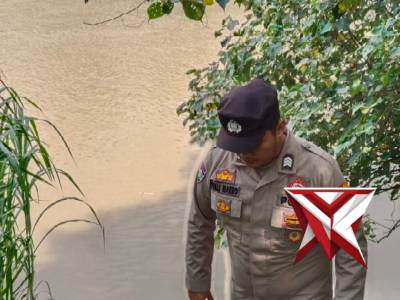 GIAT PENGECEKAN DEBIT AIR
POLSEK BP.PELIUNG 
DI AREA PEMUKIMAN WARGA