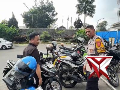Himbauan Tidak Menggunakan Knalpot Brong oleh Bhabinkamtibmas Polsek Cimahi Selatan Polres Cimahi.