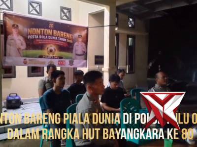 Kegiatan Anggota Polsek Ulu Ogan melaksanakan Nonton bareng Piala Dunia dalam rangka memperingati HU