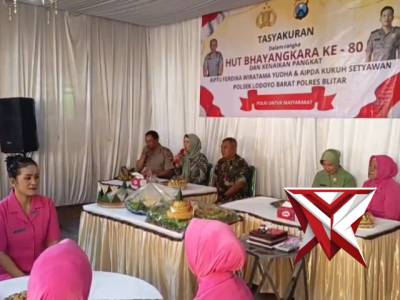 HUT Bhayangkara ke-80 di Polsek Lodoyo Barat berlangsung hangat dan penuh kebersamaan.