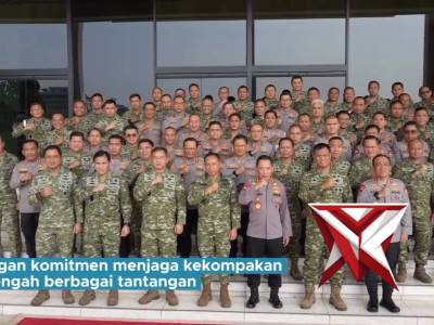 KOMITMEN MEMPERKUAT SOLIDITAS TNI-POLRI SEBAGAI PILAR UTAMA PENJAGA KEDAULATAN BANGSA