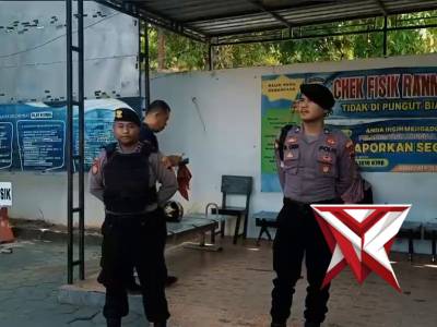 SAT SAMAPTA POLRES REMBANG GIAT PAM KANTOR SAMSAT REMBANG