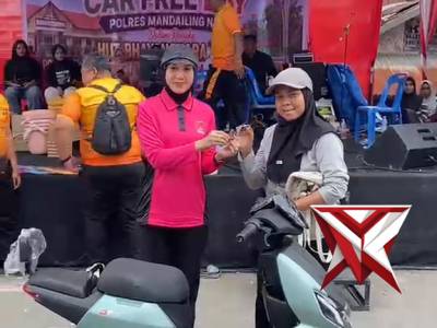 Car Free day dalam rangka Hut Bhayangkara ke 80 - PoliceTube
