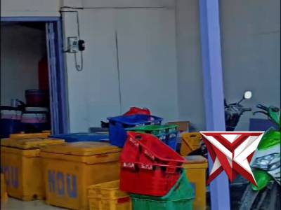 Patroli kawasan pelabuhan satpolair