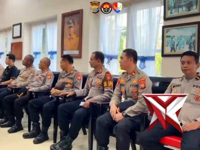 KAPOLRES PULAU MOROTAI JALIN SILATURAHMI DENGAN DANLANUD LEO WATTIMENA