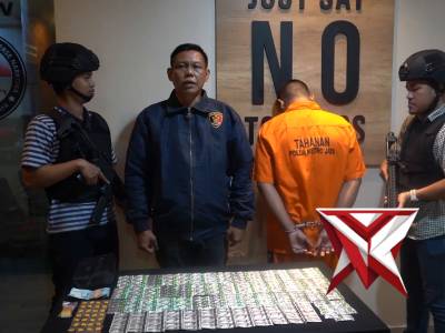 POLDA METRO JAYA BONGKAR PEREDARAN OBAT KERAS DAFTAR G DENGAN MODUS WARUNG KOPI