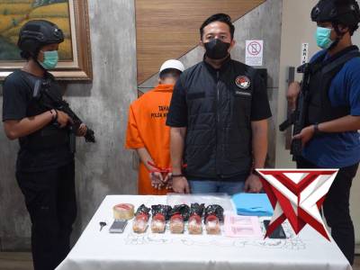 POLDA METRO JAYA MENGGAGALKAN PEREDARAN SABU DALAM PAKAN BURUNG DI BEKASI