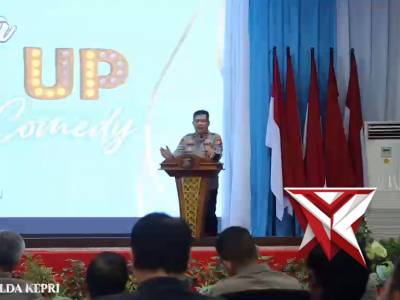 ?? Tawa yang Menginspirasi, Kritik yang Membangun!