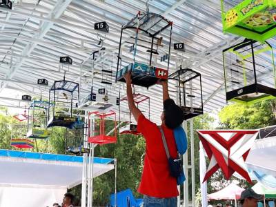 LOMBA BURUNG BERKICAU PIALA KAPOLRES