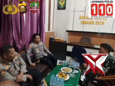Silaturahmi untuk mempererat sinergitas TNI&ndash;Polri. ???