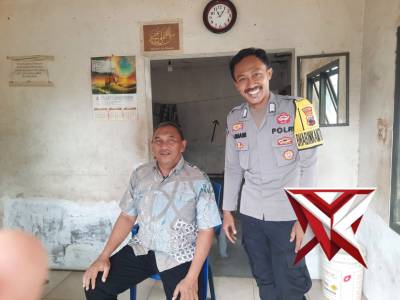Bhabinkamtibmas Polresta Batang Sambangi Security, Perkuat Pengamanan dan Kewaspadaan Lingkungan