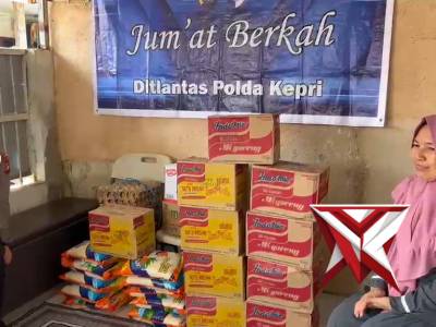 Jumat Berkah Ditlantas Polda Kepri di Panti As Salam