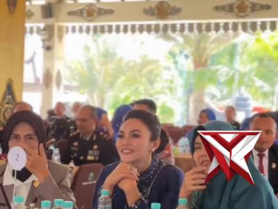 ? Tasyakuran Hari Bhayangkara ke-80

Rasa syukur mengiringi perjalanan pengabdian Polri yang telah