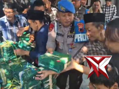 Jumat Berkah Bidpropam Polda Jateng Untuk Masyarakat