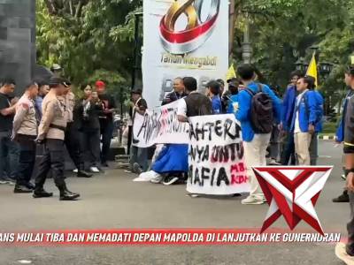 Brimob Polda Jateng Melaksanakan Pengamanan Unjuk Rasa Pergerakan Mahasiswa Islam Indonesia