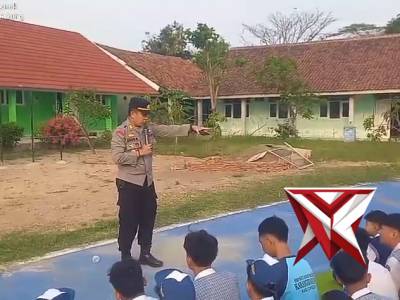 Police Goes to School, Kapolsek Karangsembung Berikan Pembinaan kepada SMPN Satu Atap Karangwareng
